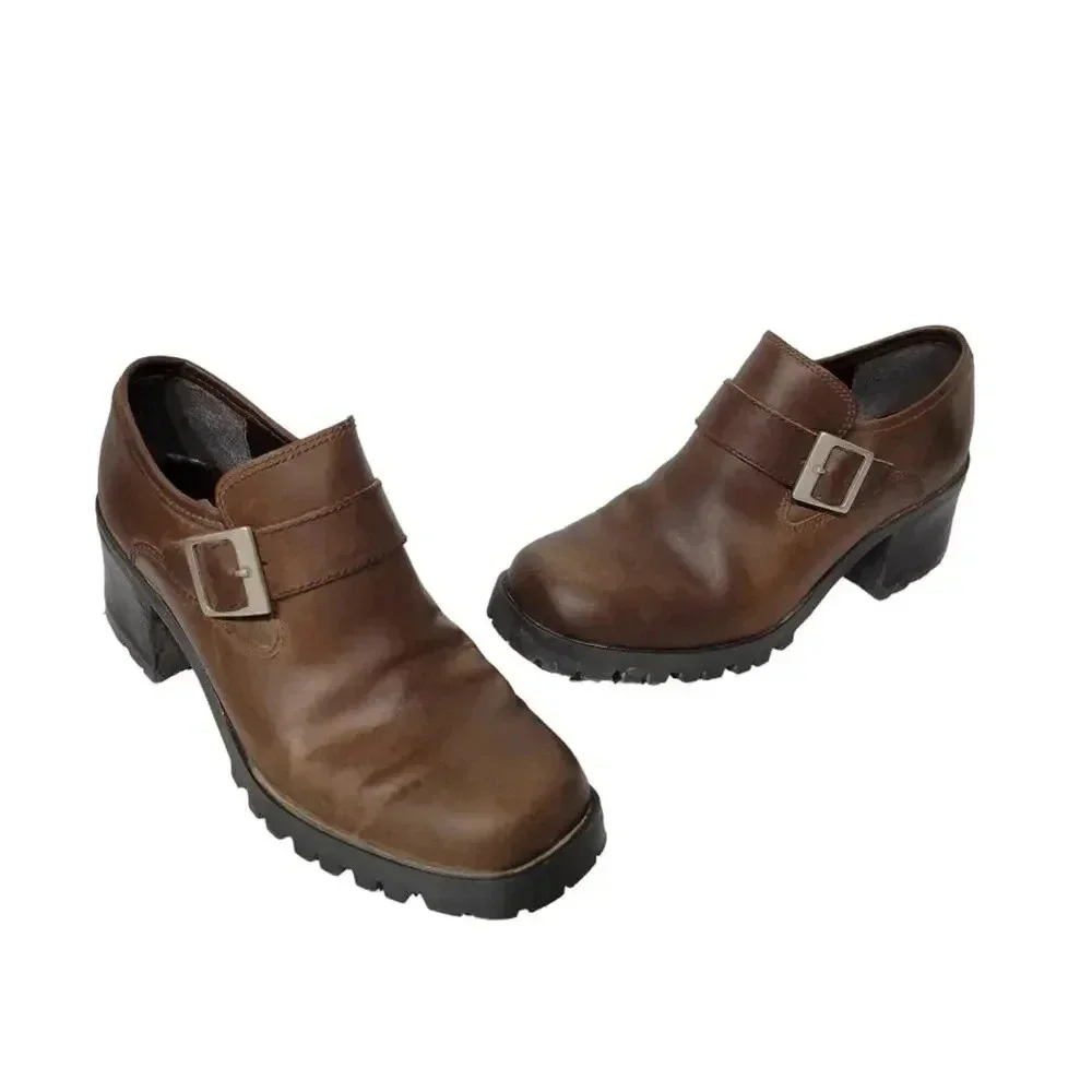 Vintage 1990s Y2K Chunky Heel Square Toe Brown Ankle Boots 6